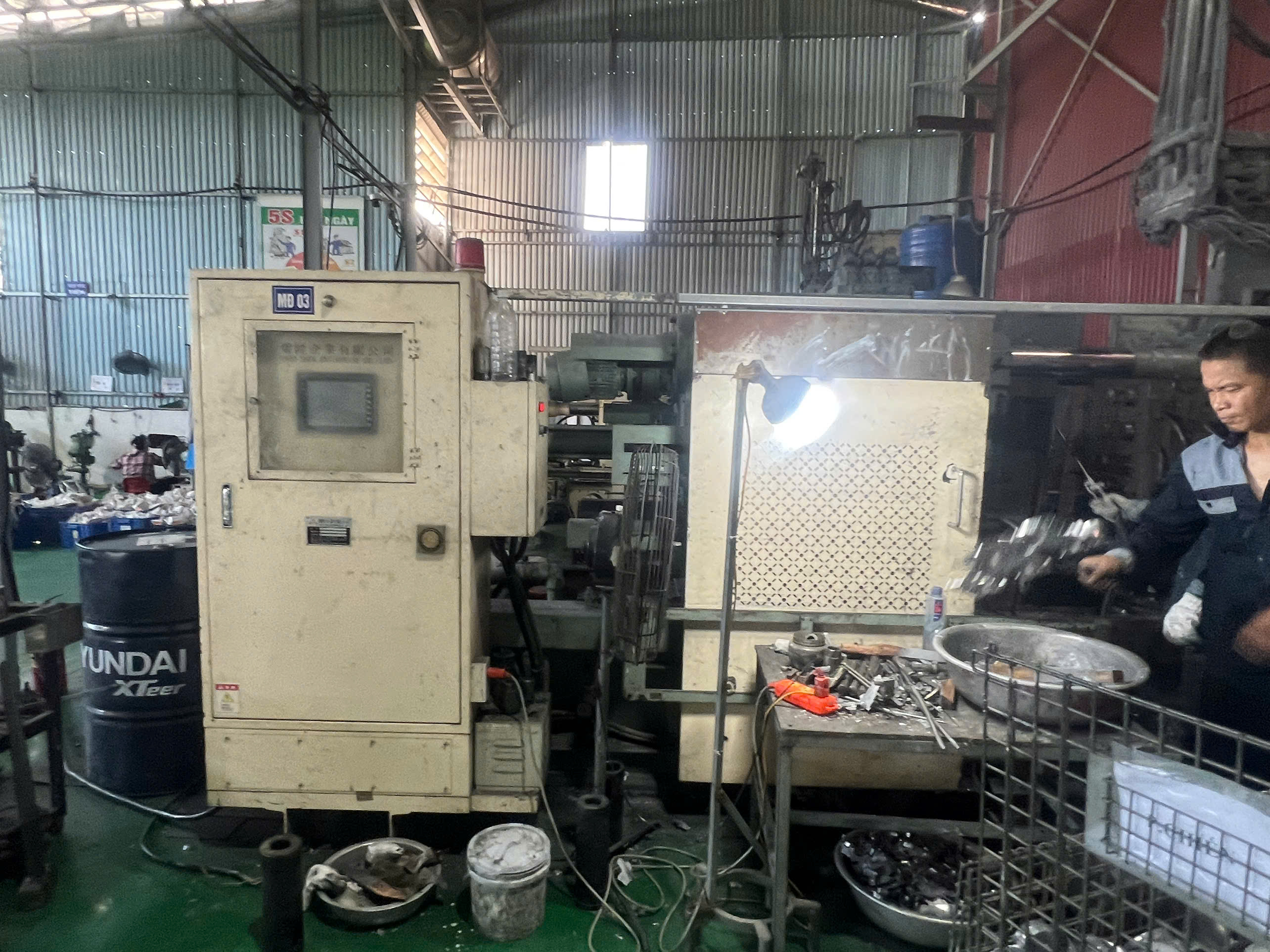 Aluminum die casting machine 1